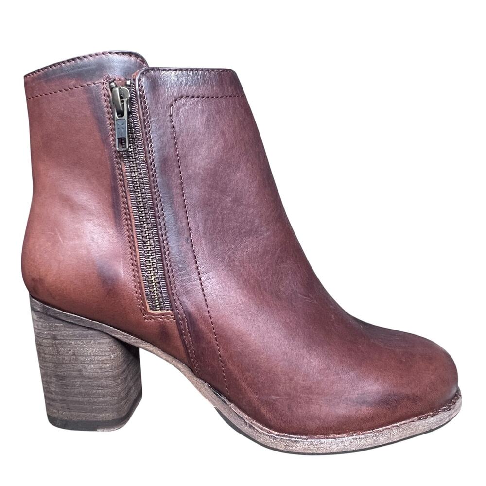 FRYE Sabrina Double Zip Cognac Brown Leather Ankle Boots Size 8.5